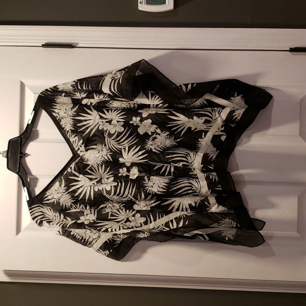 Talbots size S black and white floral print semi sheer lightweight overlay